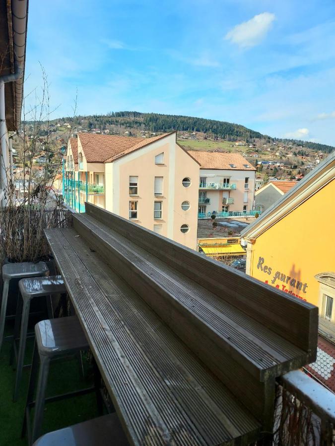 La Cahutte Du Tisseur, Hyper Centre Lägenhet Gérardmer Exteriör bild
